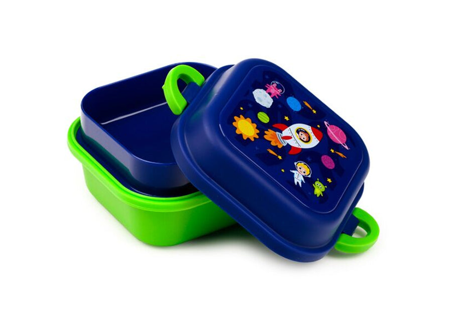 ¡Convierte la hora de comer en una aventura espacial! 🚀 Nuestra fiambrera infantil Bento Space es práctica, segura y divertida — perfecta para el cole, excursiones o picnics.