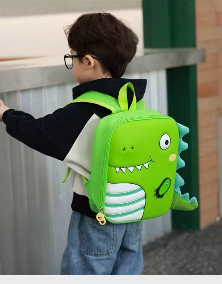 Mochila Infantil Dinosaurio Verde – Ideal para Guardería y Preescolar